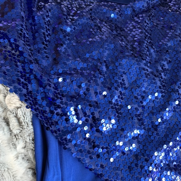 Layered blue sequin blouse - Picture 3 of 7